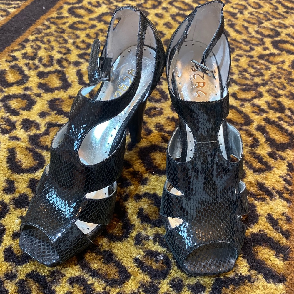 Black Shiny leather embossed BCBG heels
